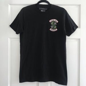Hot Topic Riverdale South Side Serpents T-Shirt